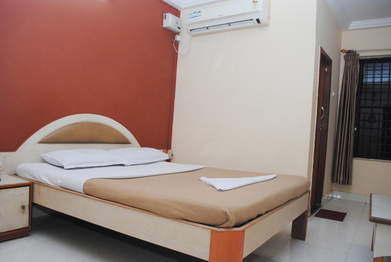 Hotel Pancharatna Paradise Udupi Bagian luar foto